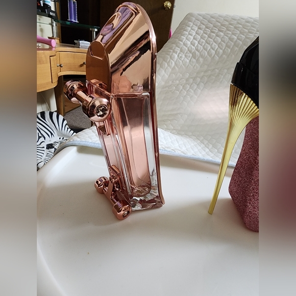 All 3 - Picture 3 of 4